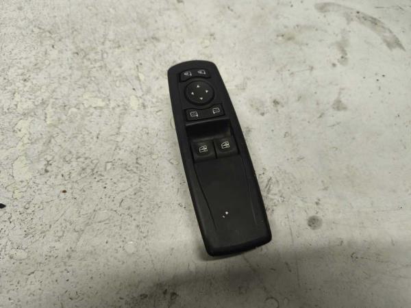 BOUTON LEVE VITRE RENAULT - Vue 1